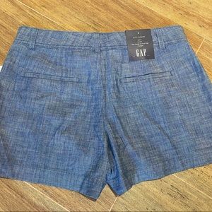 🆕 Womens GAP City Shorts size 6